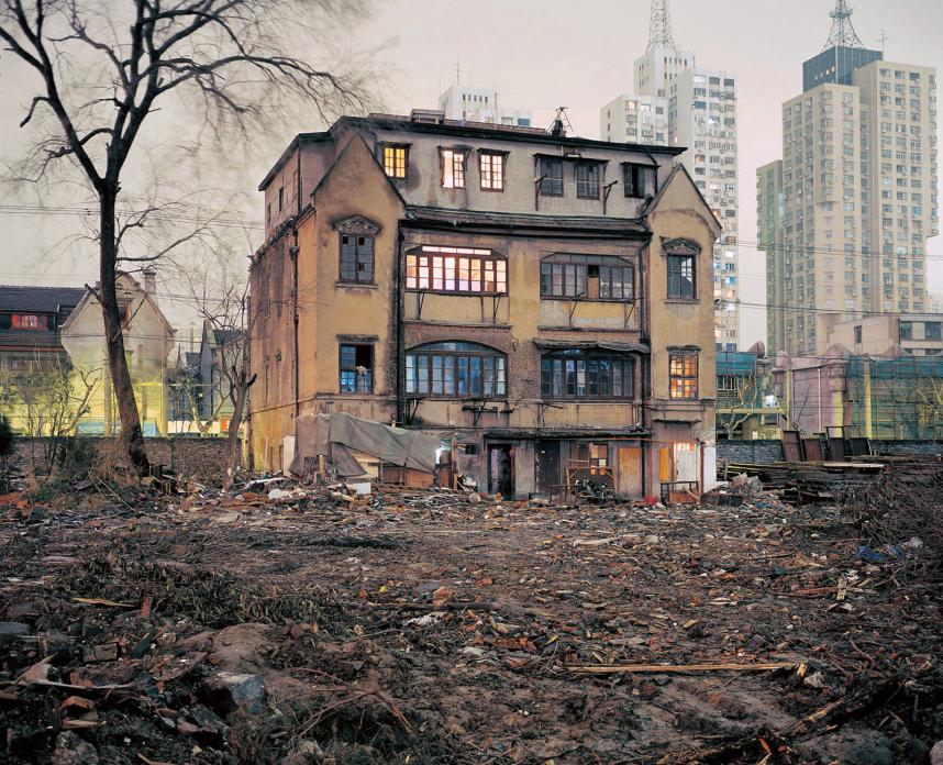 House on Yuyuan Lu, 2001